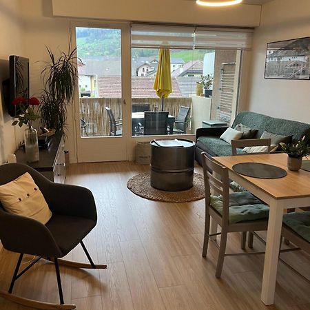 Agreable 2 Pieces Au Coeur De Thones Apartment Bagian luar foto