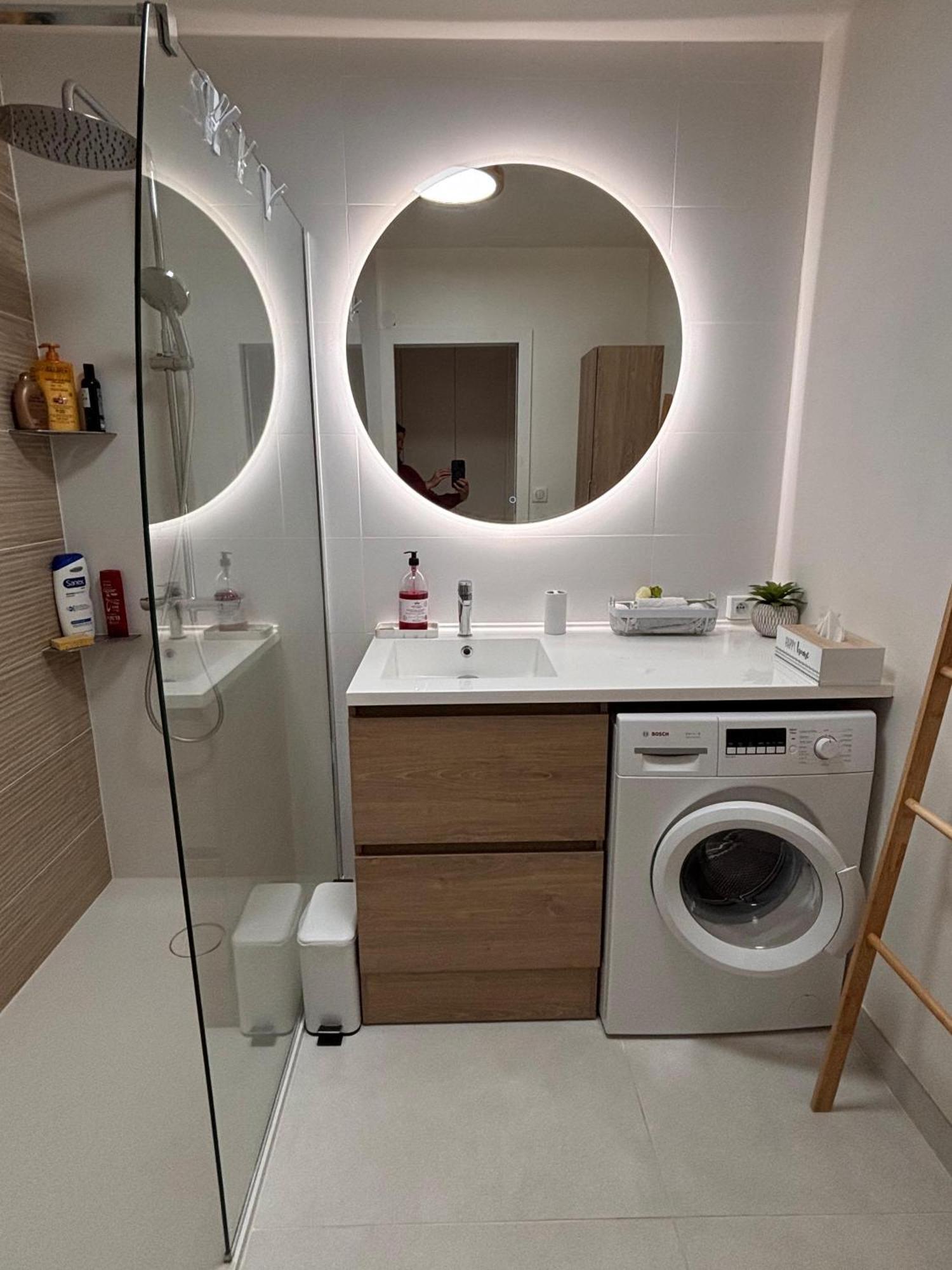 Agreable 2 Pieces Au Coeur De Thones Apartment Bagian luar foto